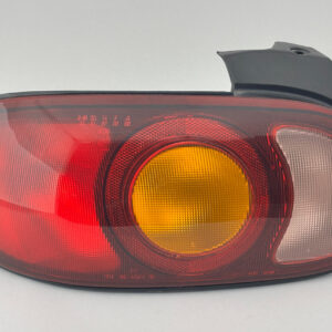 1999-2000 Mazda Miata Driver Tail Light / NB276