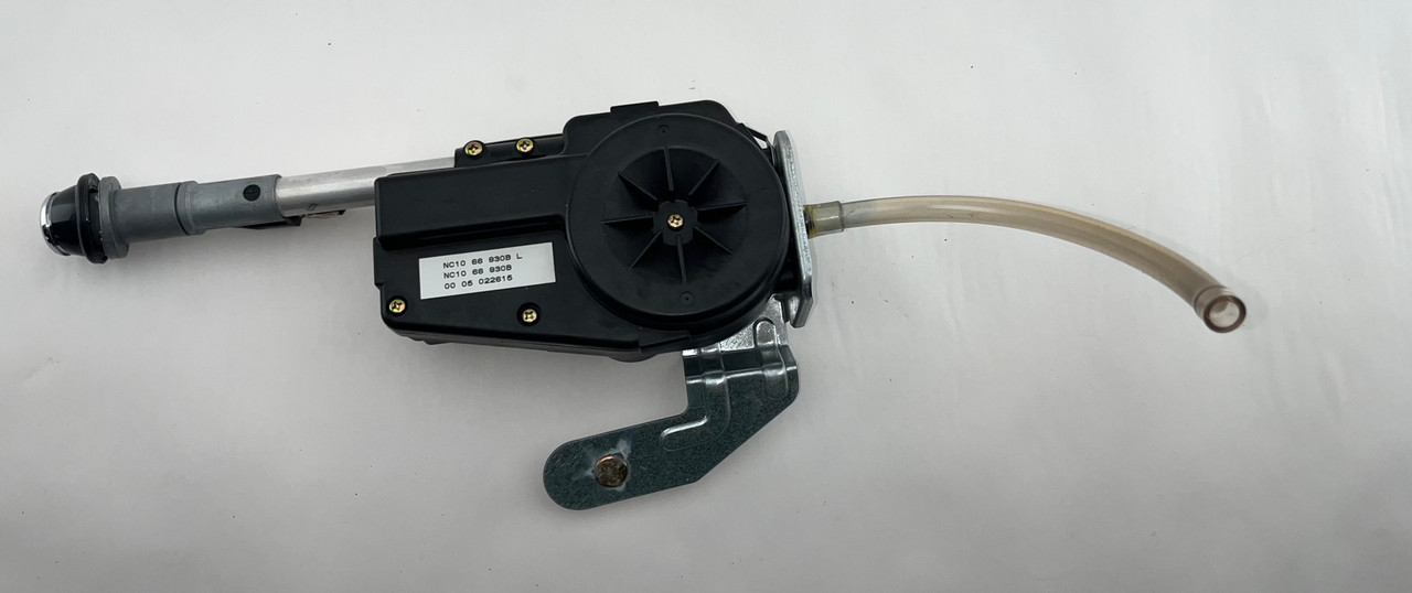 1999-2005 Mazda Miata Power Antenna Assembly / NC10 66 930B / NB276