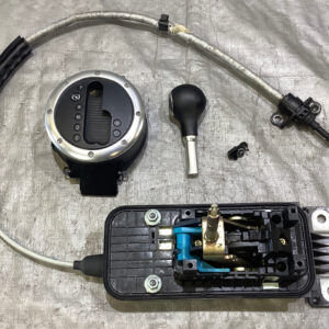 2000-2006 Audi TT Automatic Shifter Base Assembly w/ Knob Bezel / Cable / 8N0713041B / T1029