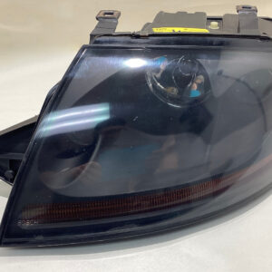 2001-2006 Audi TT 1.8l Driver Side Headlight / Xenon HID / T1027