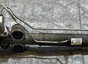 2003-2005 Nissan 350z Steering Rack w/ Tie Rod Ends / 49001-CD005 *LEAKS* / 5Z029