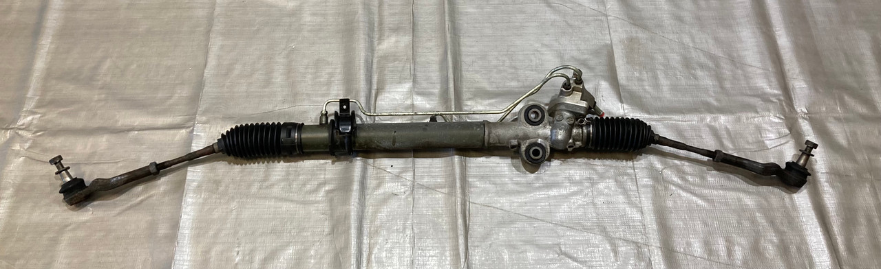 2003-2005 Nissan 350z Steering Rack w/ Tie Rod Ends *DAMAGED* / 5Z024