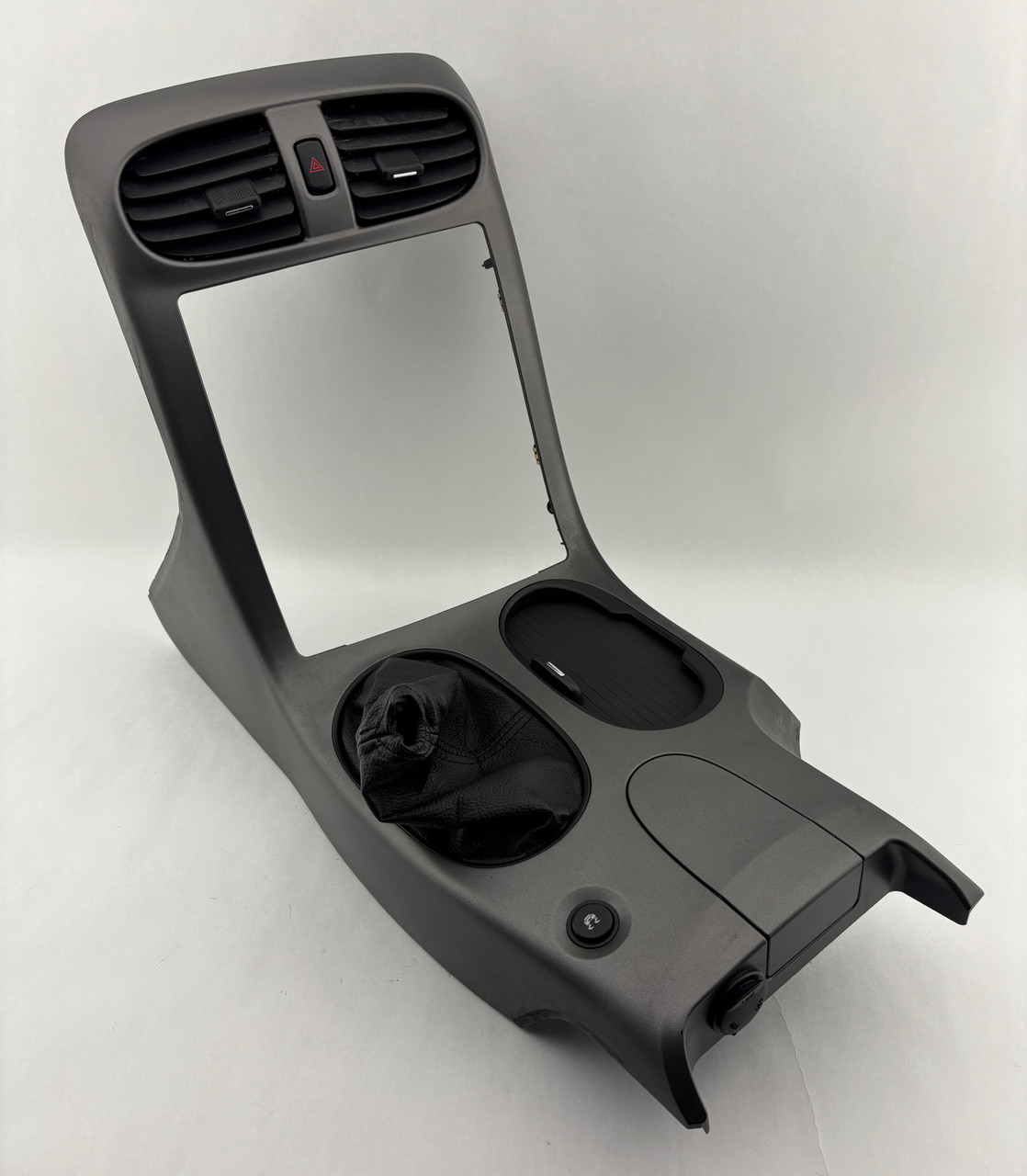 2005-2007 Chevrolet Corvette C6 Front Center Console Trim Radio Surround / Vent / C6022