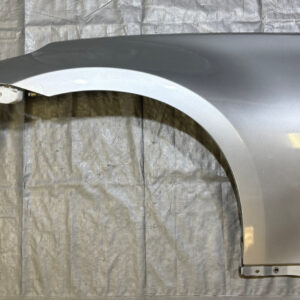 2009-2020 Nissan 370Z Driver Side Fender Panel / Brilliant Silver Metallic 7Z024
