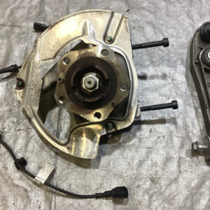 2013-2020 Porsche 981 Boxster / Cayman Driver Front Knee / Spindle Hub w/ Control Arms / 22K BC204