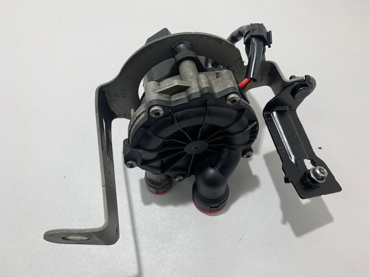 2016-2020 Audi TT / TTS Quattro OEM SMOG Secondary Injection Air Pump / 04E959231A / T3001