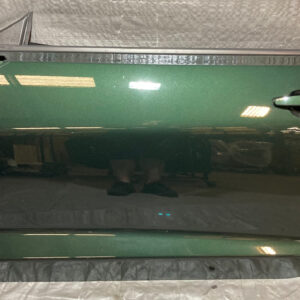 2016-2024 Chevrolet Camaro Driver Door Assembly / Rally Green Metallic CM001