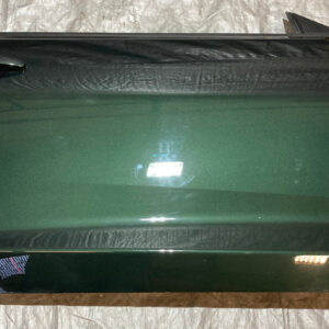 2016-2024 Chevrolet Camaro Passenger Door Assembly / Rally Green Metallic CM001