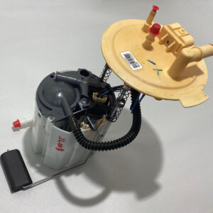 2018-2021 Jeep Wrangler JL 2.0l Fuel Pump Assembly / 52030307AC / 92K JL008