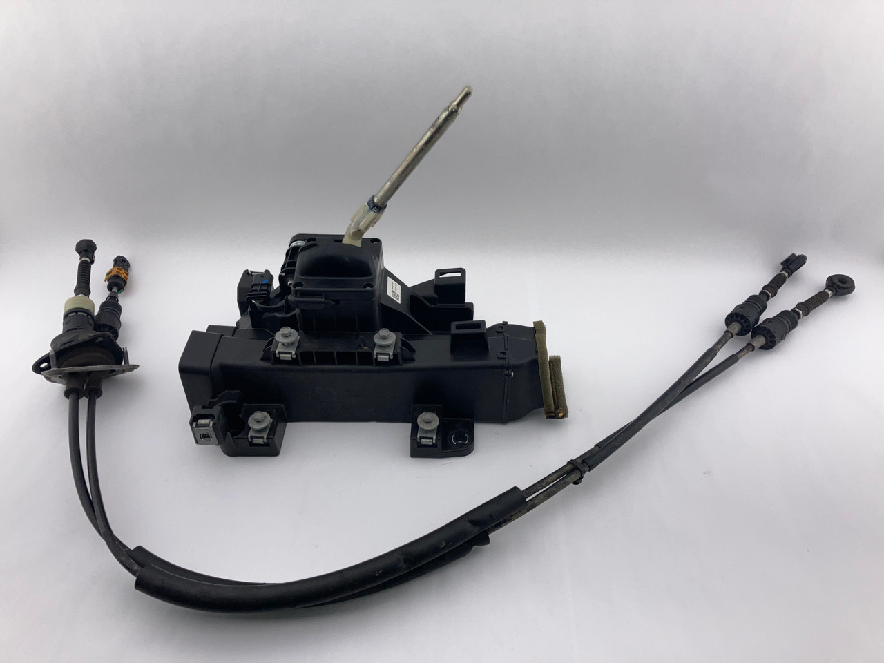 2018-2024 Jeep Wrangler JL Manual Shifter Base Assembly w/ Cables / JL011