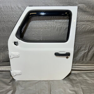 2018-2024 Jeep Wrangler JL Unlimited 4DR / Gladiator JT Driver Front Door Assembly / Bright White JT004