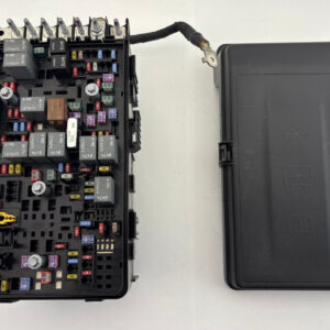 2020 Jeep Gladiator JT Sport Engine Bay Fuse Box / TIPM / 68359122ab / 61K JT004